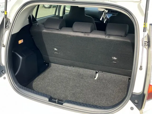 トヨタ　アクア