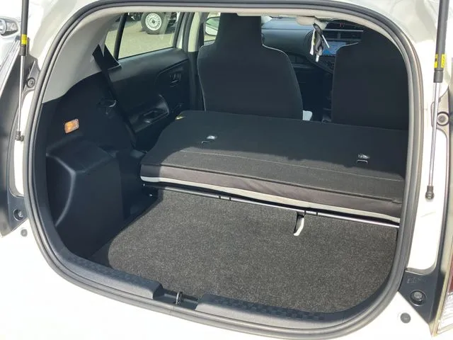 トヨタ　アクア