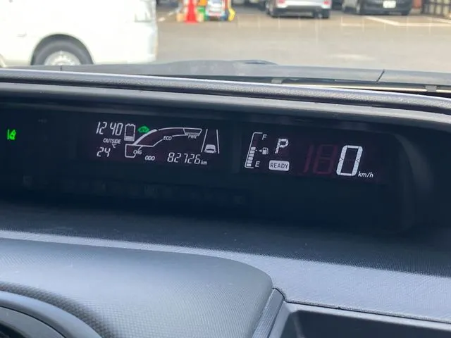 トヨタ　アクア