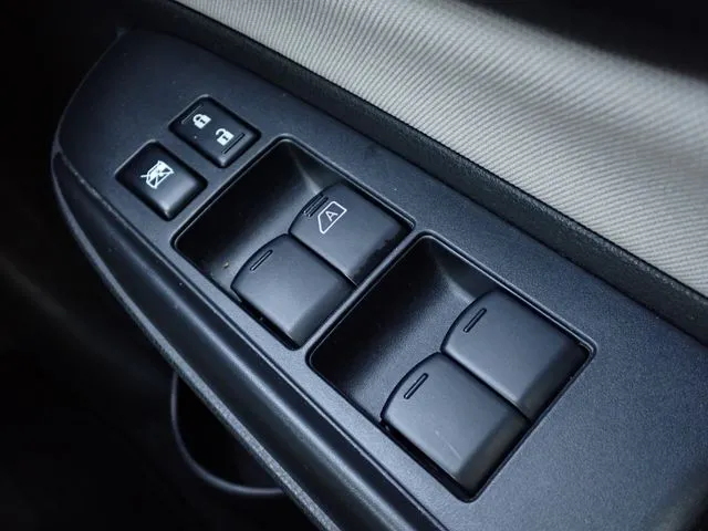 ニッサン　ノート