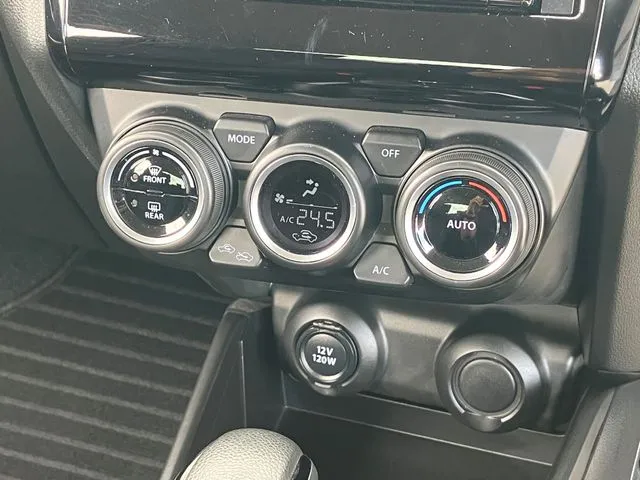 スズキ スイフト 4WD