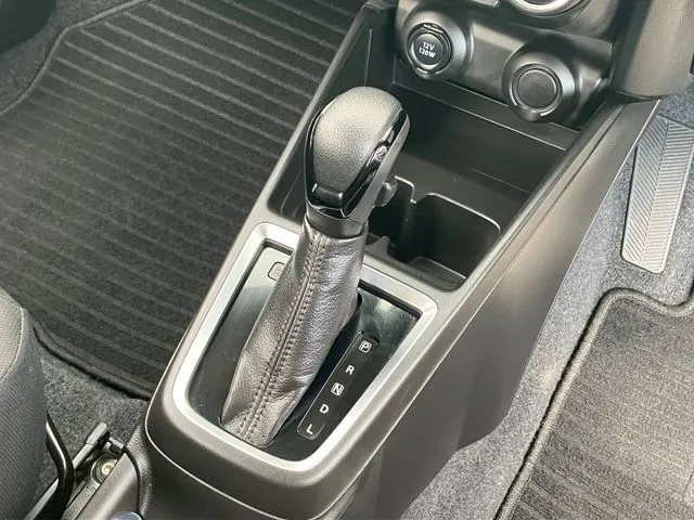 スズキ スイフト 4WD