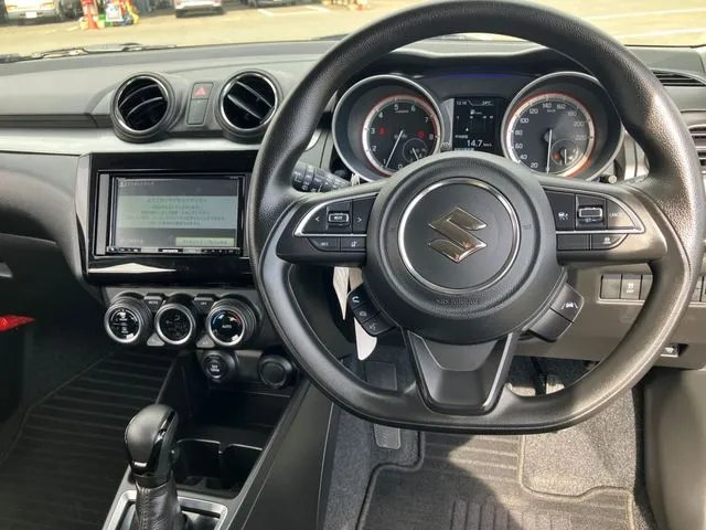 スズキ スイフト 4WD