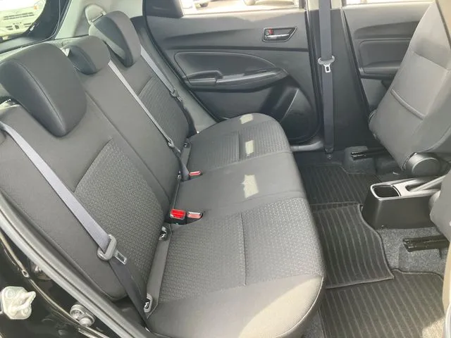 スズキ スイフト 4WD