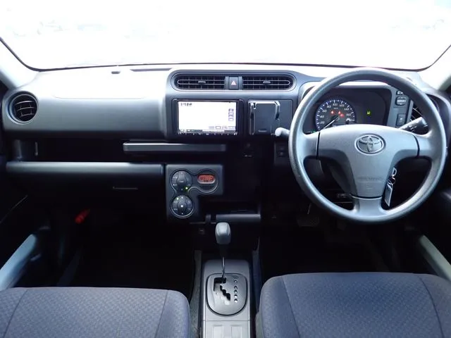 トヨタ　プロボックスバン　ハイブリッド