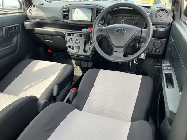 ダイハツ ミラ イース