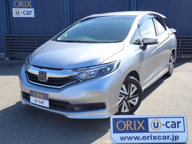 ホンダ　シャトル　ハイブリッド