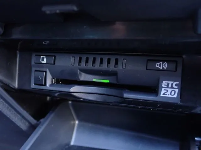 トヨタ カムリ ハイブリッド