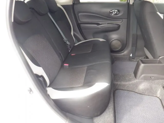 ニッサン　ノート