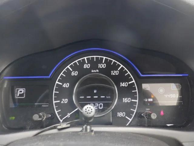 ニッサン　ノート