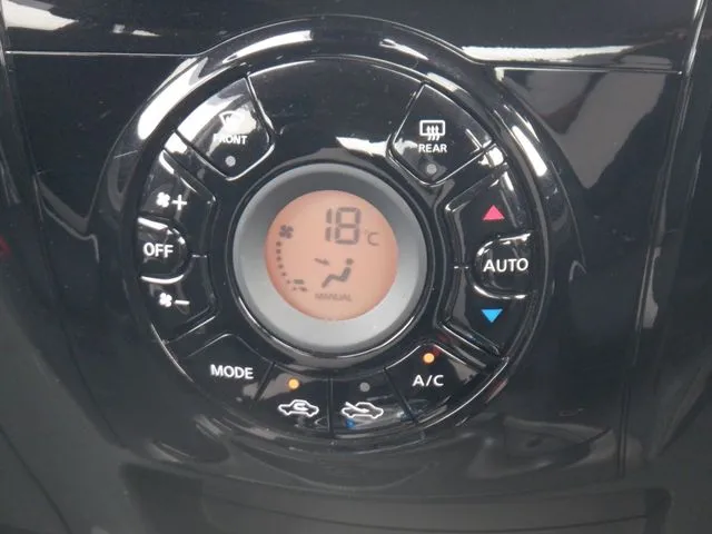 ニッサン　ノート