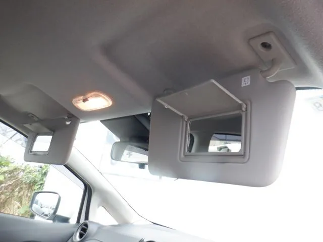 ニッサン　ノート