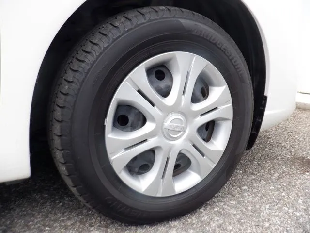 ニッサン　ノート