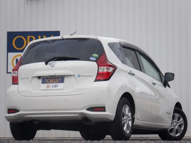 ニッサン　ノート