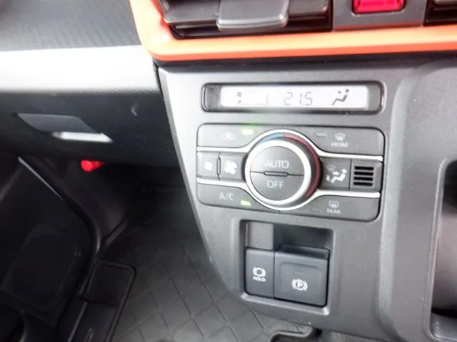 ダイハツ タント ファンクロス