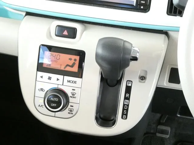 ムーヴ　キャンバス（ダイハツ）の車両写真