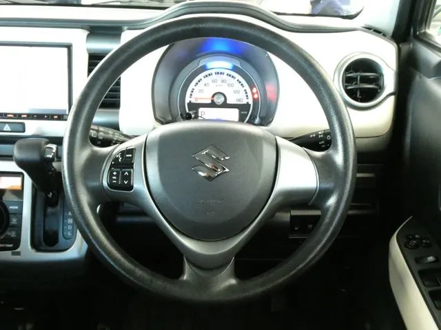 ハスラー（スズキ）の車両写真