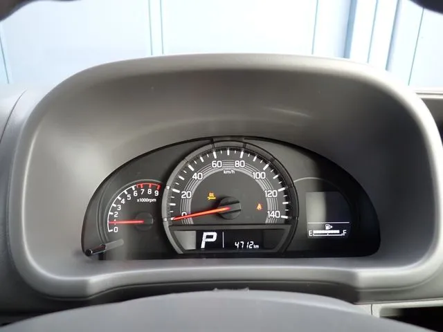 ＮＶ１００クリッパー（ニッサン）の車両写真