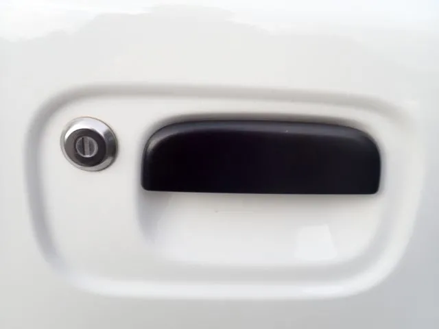 ＮＶ１００クリッパー（ニッサン）の車両写真