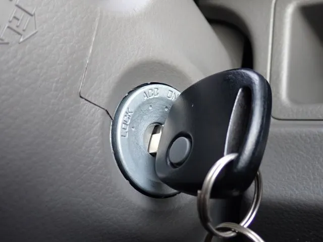 ＮＶ１００クリッパー（ニッサン）の車両写真