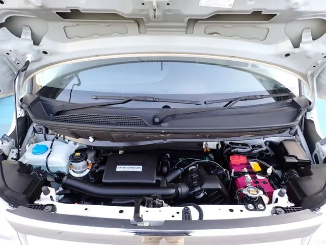 ホンダ　Ｎ　ＢＯＸ　４ＷＤ