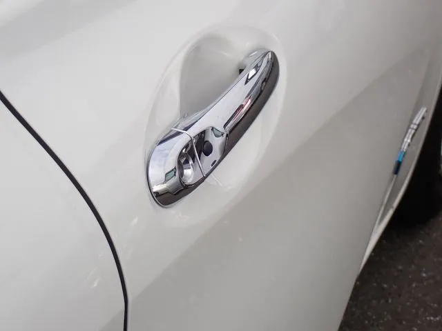 ニッサン　ノート