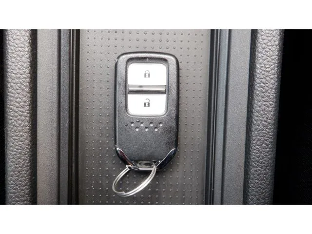 ホンダ　フィット　ｅ：ＨＥＶ