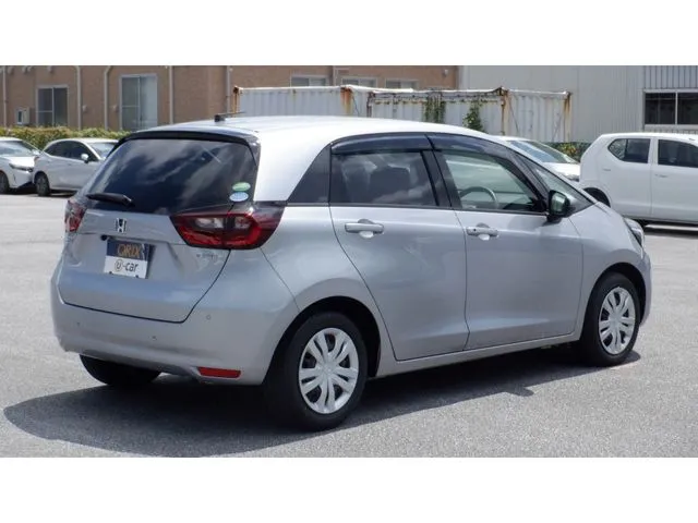ホンダ　フィット　ｅ：ＨＥＶ
