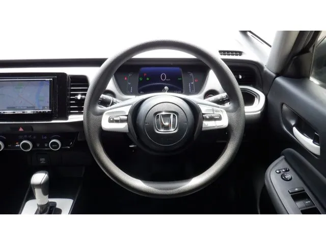 ホンダ　フィット　ｅ：ＨＥＶ