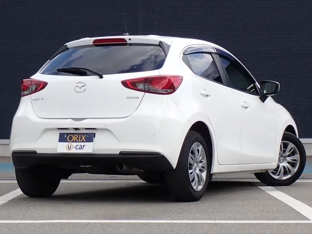 マツダ MAZDA2