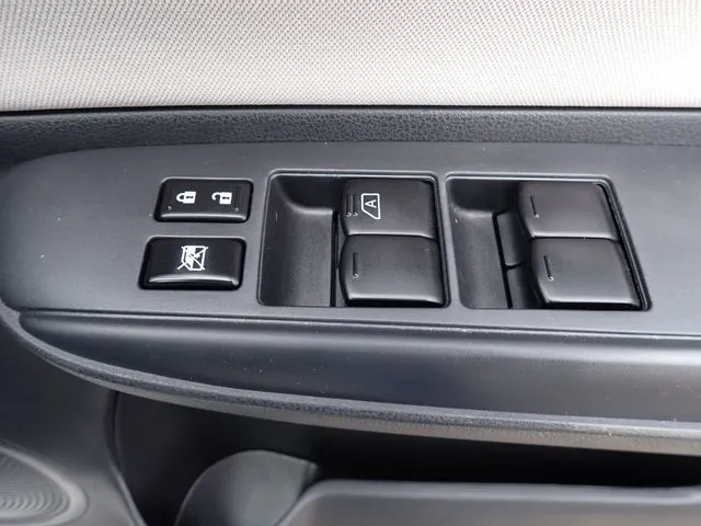 ニッサン　ノート