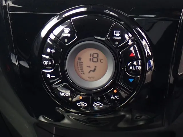 ニッサン　ノート