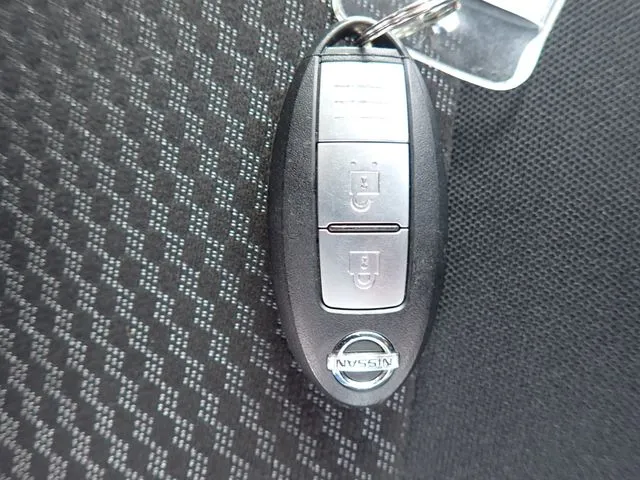 ニッサン　ノート