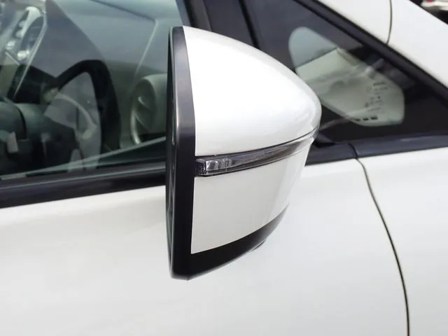 ニッサン　ノート