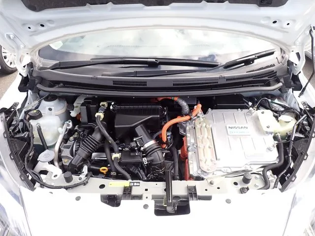 ニッサン　ノート