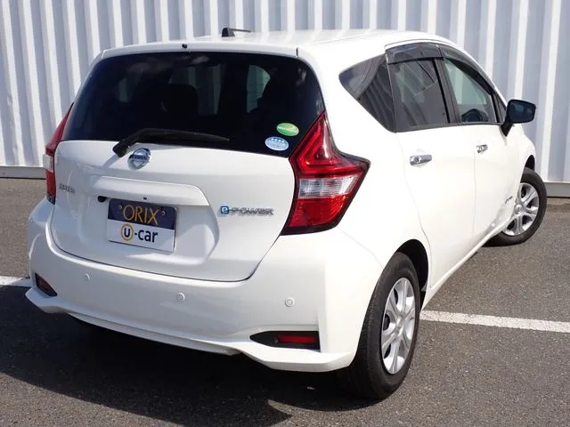 ニッサン　ノート