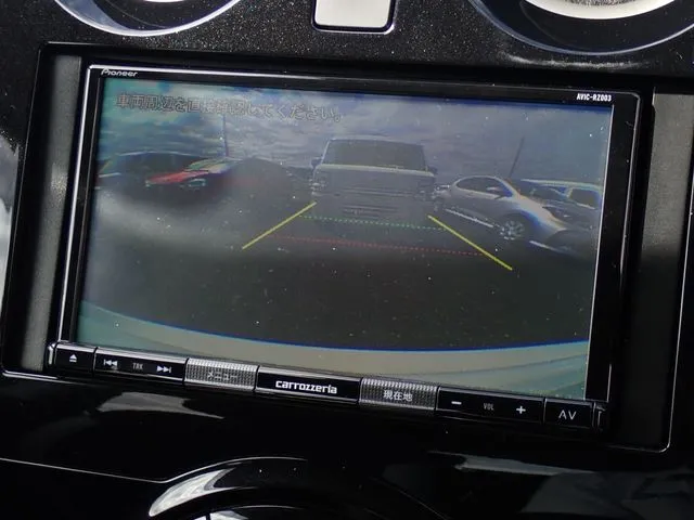 ニッサン　ノート