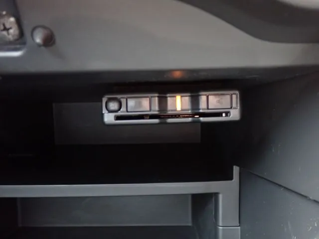 ニッサン　ノート