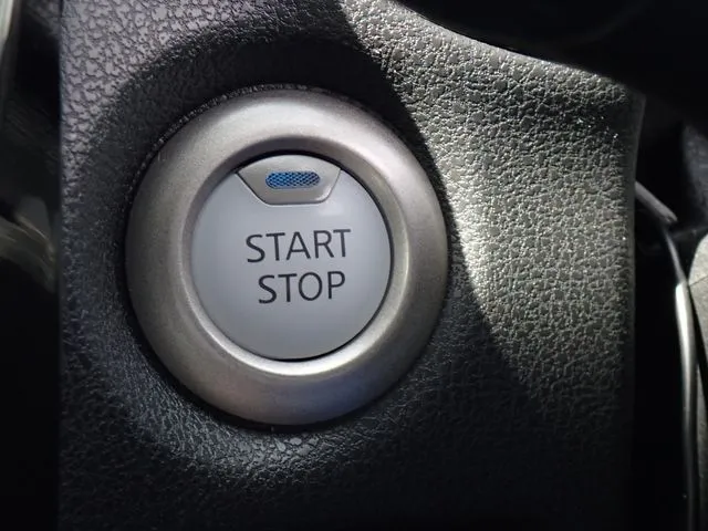 ニッサン　ノート