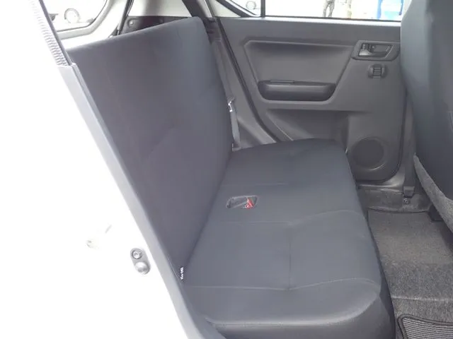 ミラ　イース（ダイハツ）の車両写真