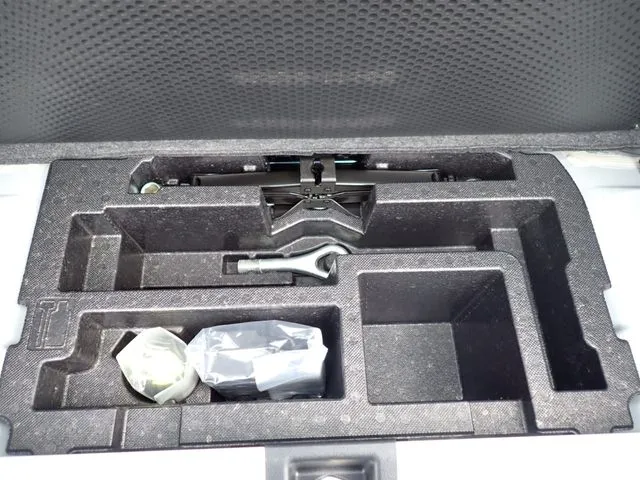 ミラ　イース（ダイハツ）の車両写真