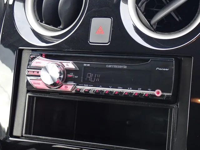 ノート（ニッサン）の車両写真