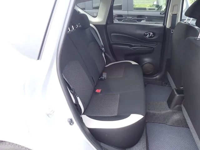 ノート（ニッサン）の車両写真