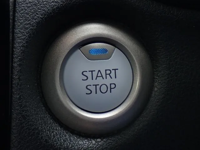 ノート（ニッサン）の車両写真