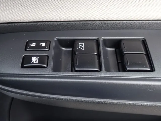 ノート（ニッサン）の車両写真