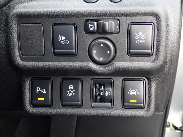 ノート（ニッサン）の車両写真