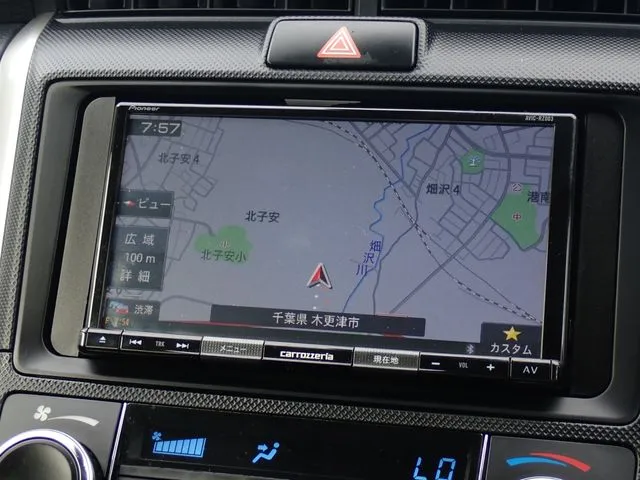 トヨタ　カローラフィールダー　ハイブリッド