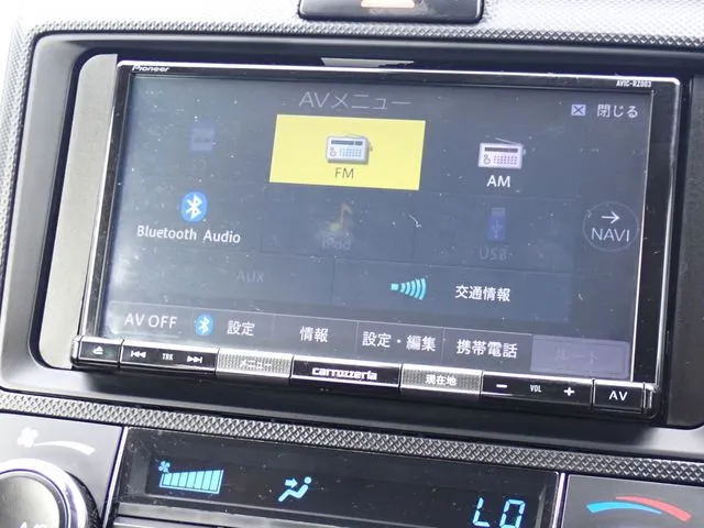 トヨタ　カローラフィールダー　ハイブリッド
