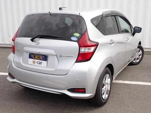 ニッサン　ノート