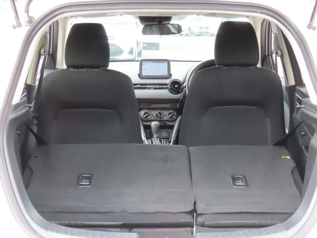 マツダ　ＭＡＺＤＡ２